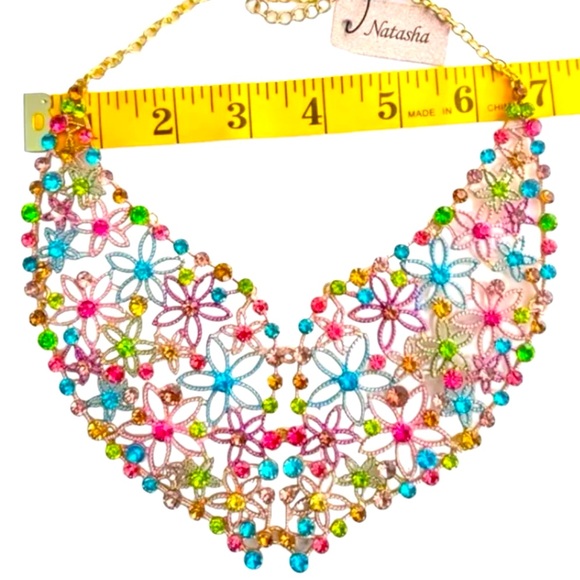 New Natasha Accessories
Flower Power Statement Necklace - Picture 12 of 13